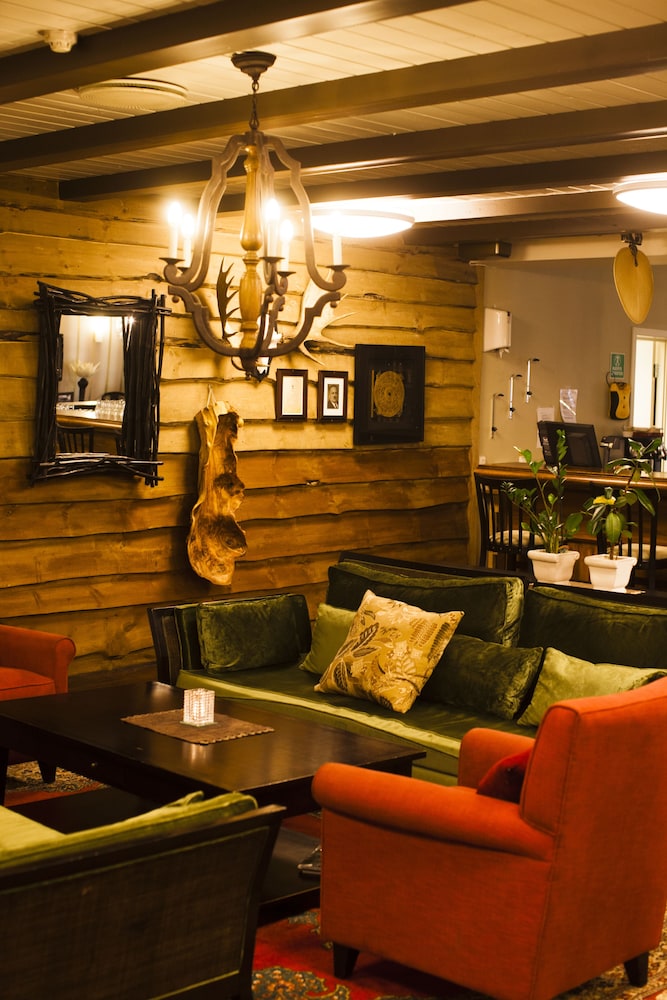 sostrene storaas hotell