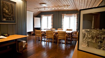sostrene storaas hotell