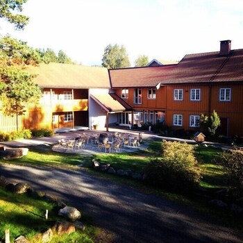 sostrene storaas hotell