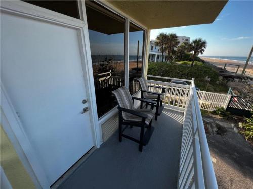 Sapphire Shores- Oceanfront At Symphony Beach Club,,3 star