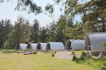 hekates retreat