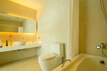 seven zea chic hotel