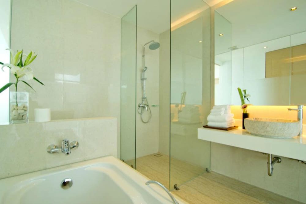 seven zea chic hotel