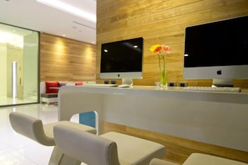 seven zea chic hotel