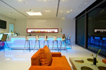 seven zea chic hotel