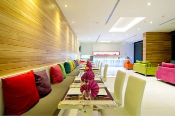 seven zea chic hotel