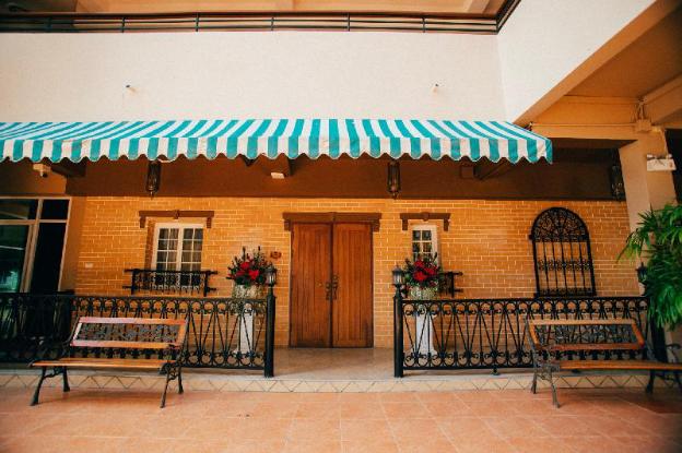 victoria nimman hotel