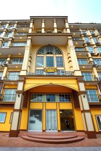 victoria nimman hotel