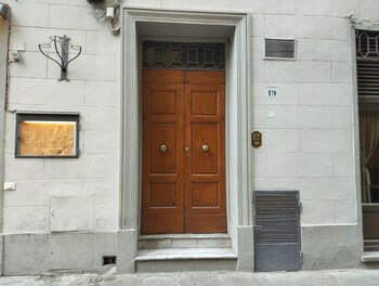 mamo florence anita apartment