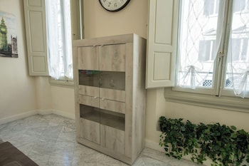 mamo florence cavour rosa apartment