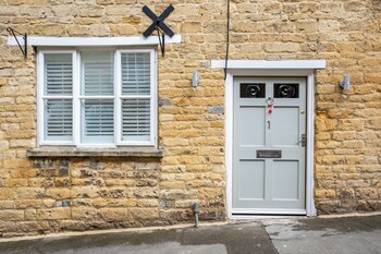 Windsor Cottage-Bolthole In Heart Of Cn,,3 star