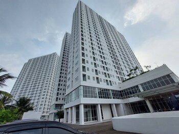 Homey And Enjoy Living Studio Serpong Garden Apartment,,3 star