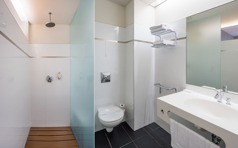 three crowns hotel prague