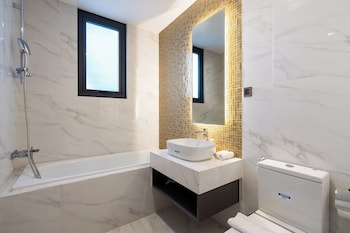salute de madison luxury apt district 1