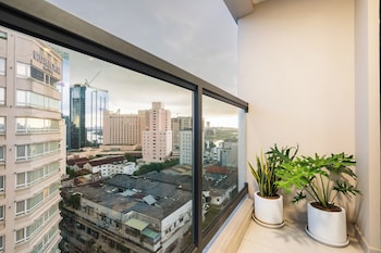 salute de madison luxury apt district 1