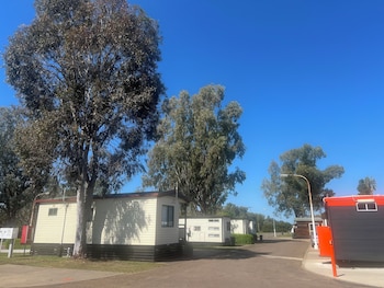 Gunnedah Tourist Caravan Park,,2 star