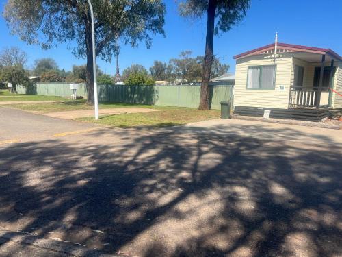 gunnedah tourist caravan park