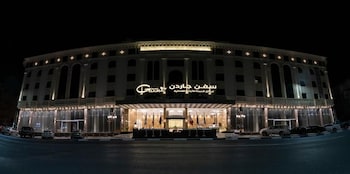 seven garden hotel albaiaa