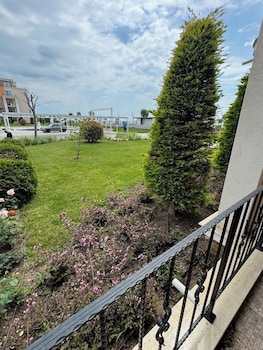 private apartments in premier fort beach sveti vlas