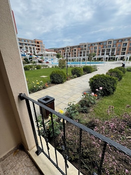 private apartments in premier fort beach sveti vlas