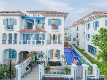 phoenix villas sun ha long