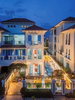 phoenix villas sun ha long