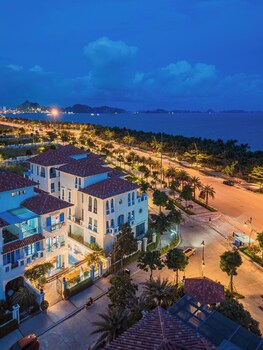 phoenix villas sun ha long