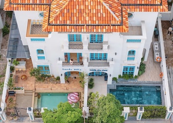 phoenix villas sun ha long