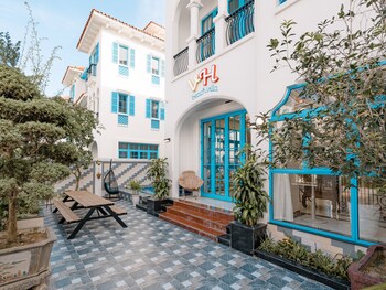 phoenix villas sun ha long