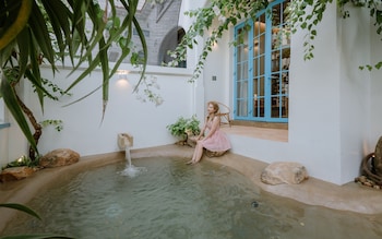 Phoenix Villas Sun Ha Long,,4 star