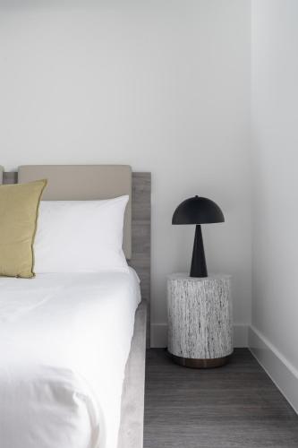 studio haus east 6th austin by kasa