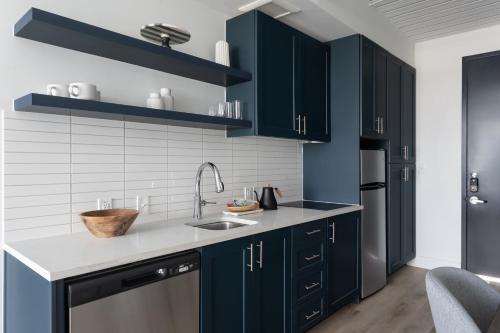 studio haus east 6th austin by kasa