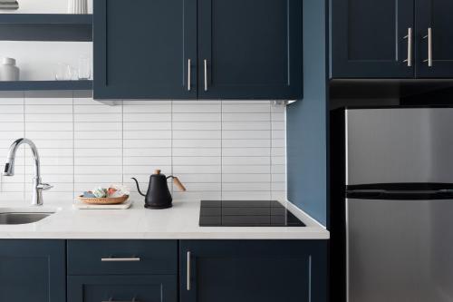 studio haus east 6th austin by kasa