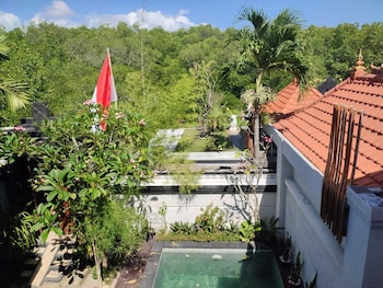 Karmani Villa,,3 star