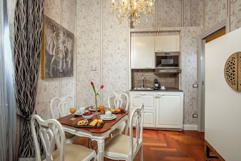 the inn at the spanish steps luxury collection bocca di leone luxury suites
