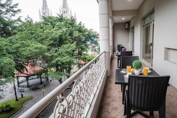 Hotel-Img