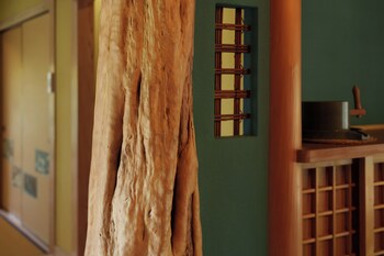 Yufuin Geihinkan Torigoebettei,441-27, Yufu,3 star