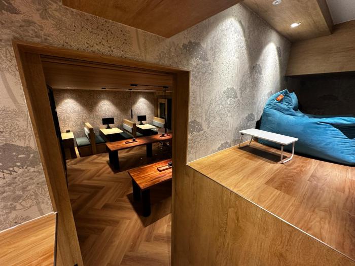 nomad live hostel
