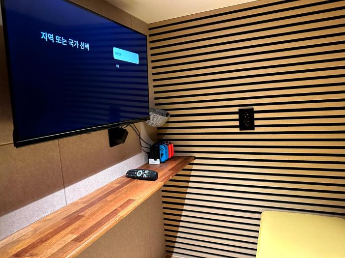 nomad live hostel