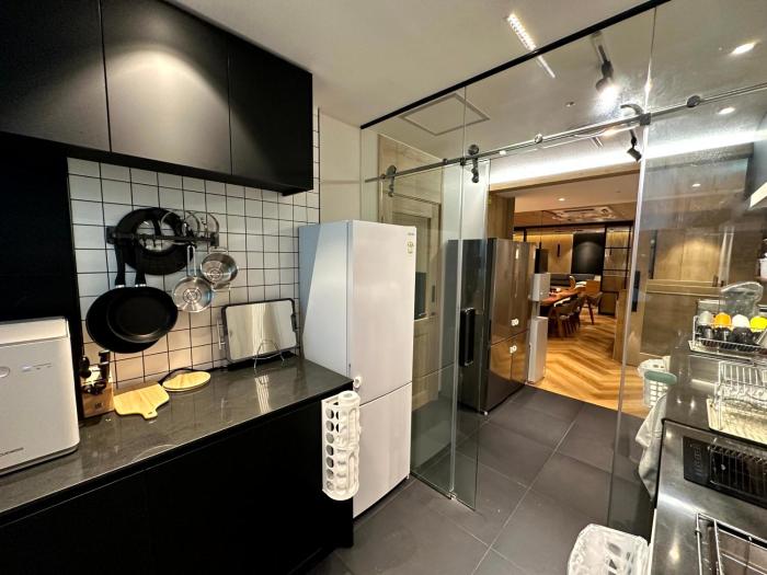nomad live hostel