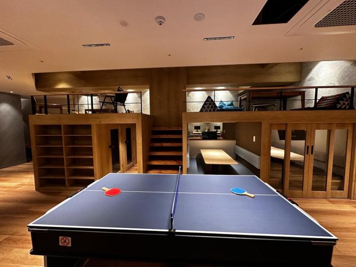 nomad live hostel