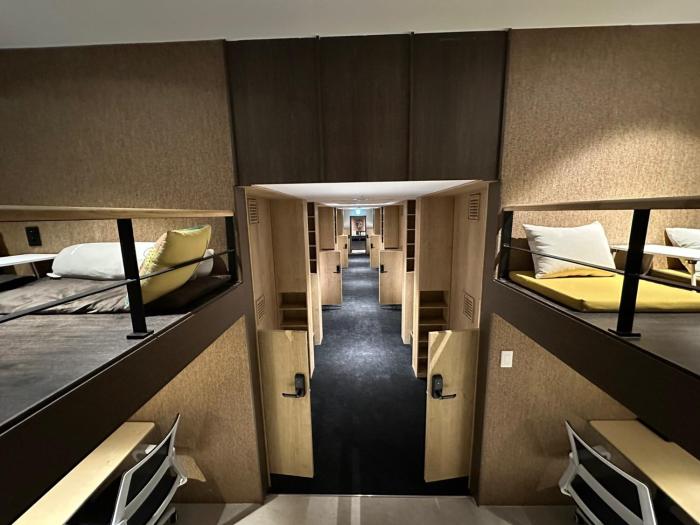 nomad live hostel