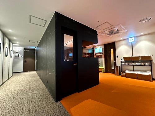 nomad live hostel