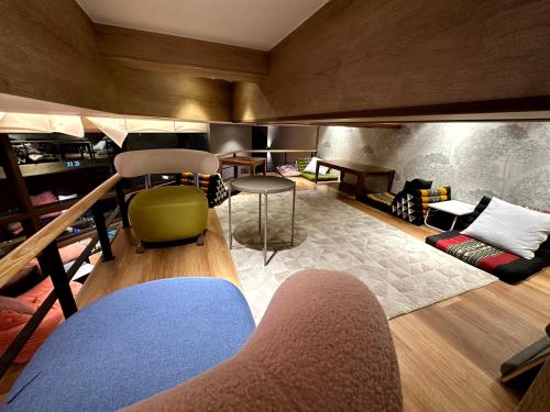 nomad live hostel