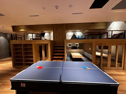 nomad live hostel