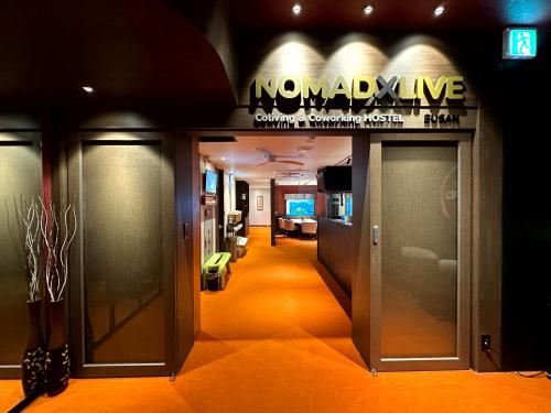 nomad live hostel