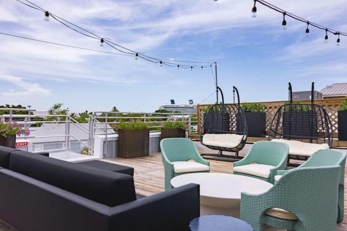 kamp by brightwild rooftop penthouse on duval