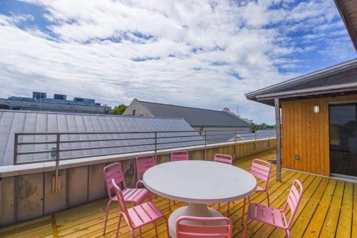 kamp by brightwild rooftop penthouse on duval