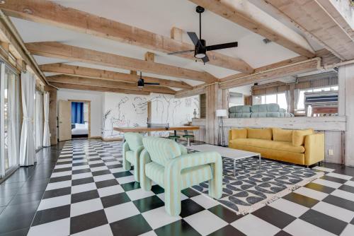 kamp by brightwild rooftop penthouse on duval