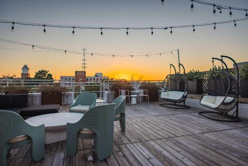 kamp by brightwild rooftop penthouse on duval